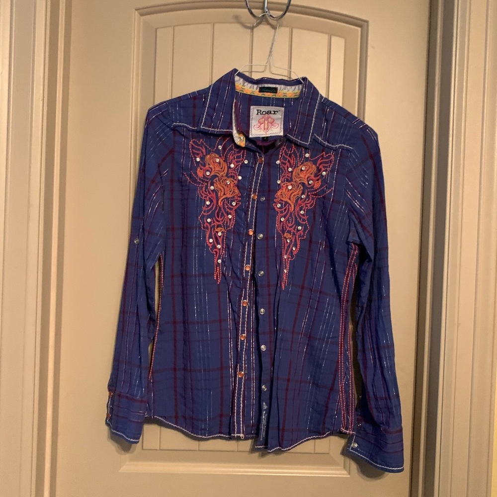 Roar country shirt